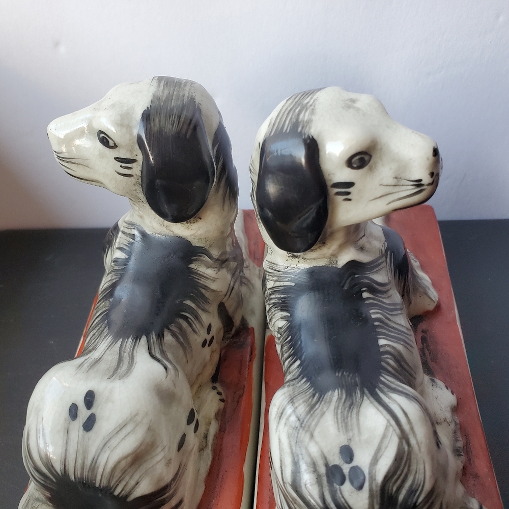 Antique Staffordshire Pottery Laying Spaniel Figure, English Mantle Dog - Picture 11 of 11